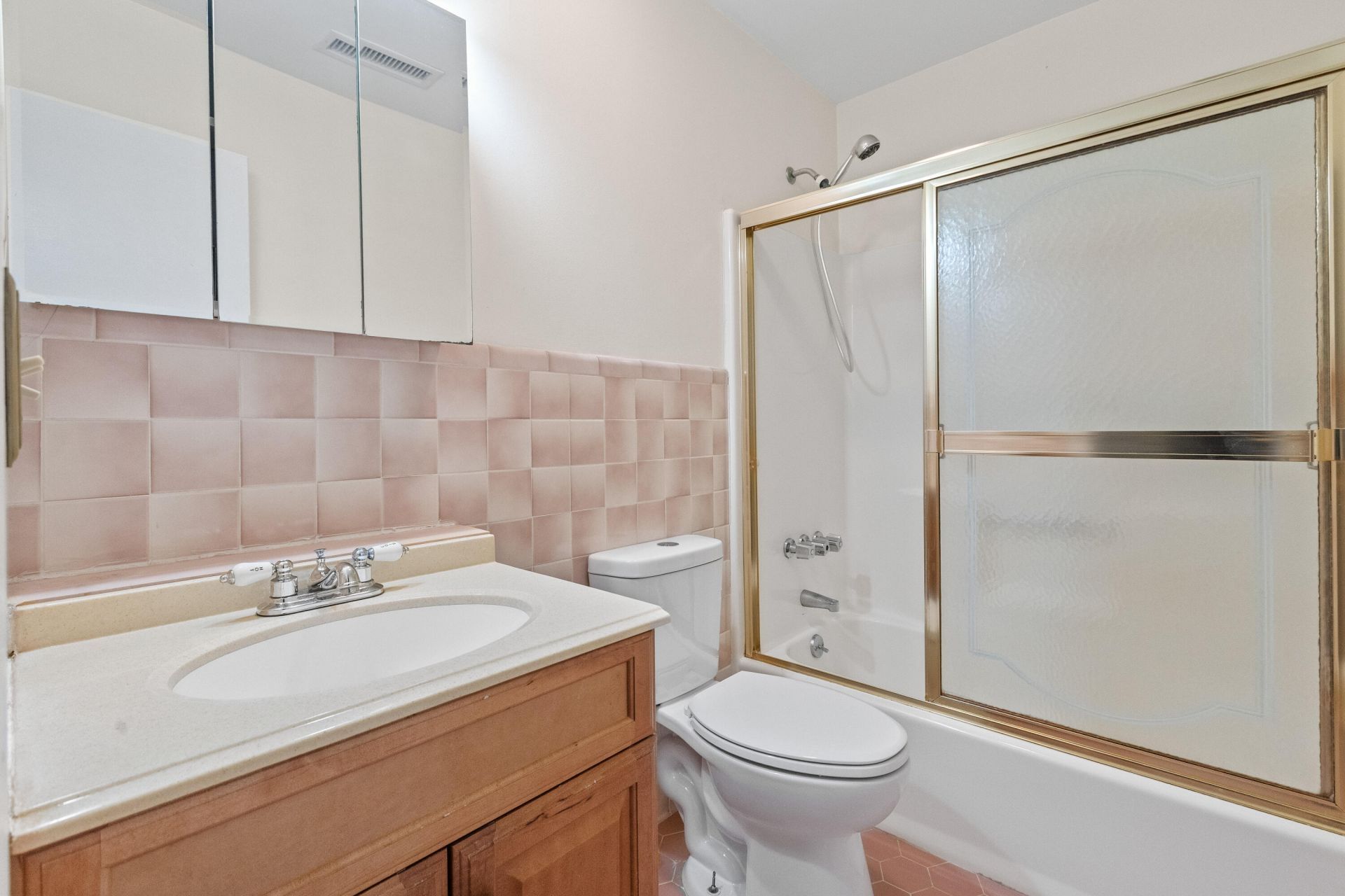 3 Stallion Court Photo 21
