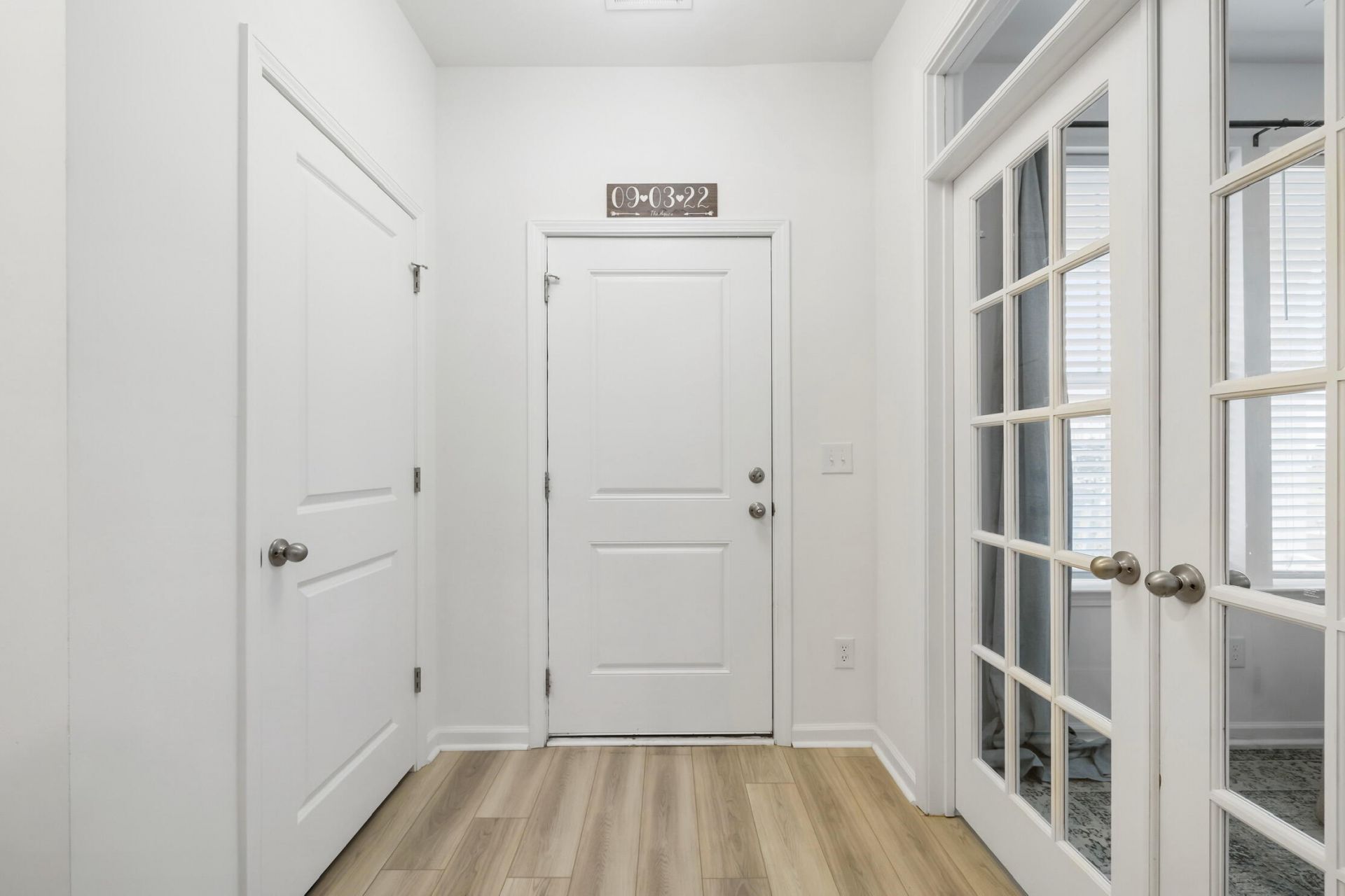 829 Recess Point Drive Photo 4