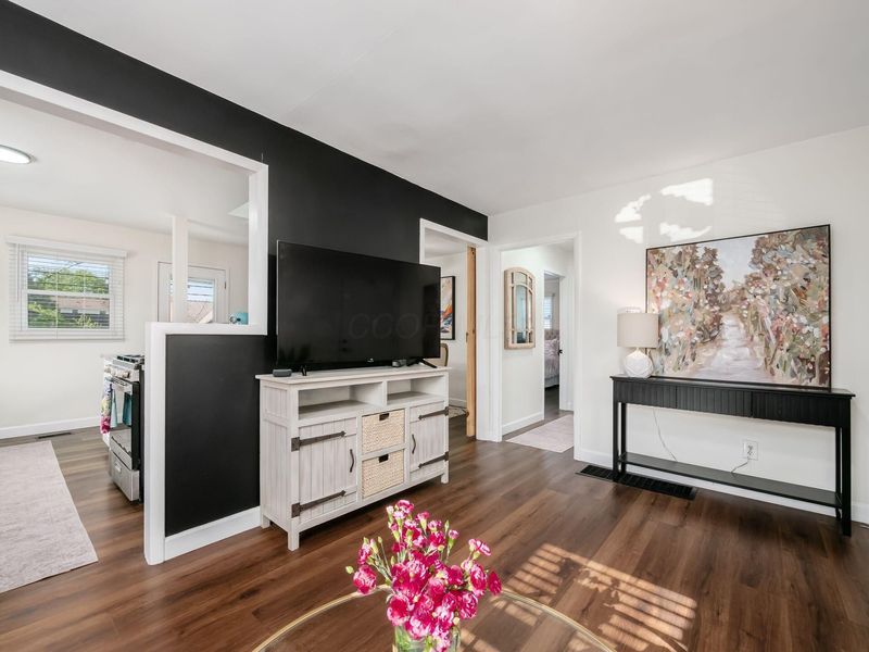 175 E Weisheimer Road, Columbus, OH 43214 Photo 6