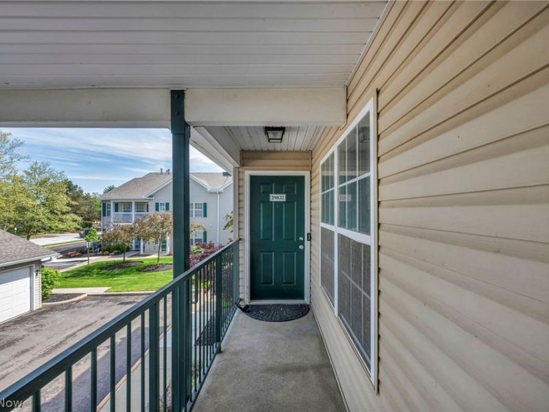 29832 Lenox Drive, Unit 227, Westlake, OH 44145 Photo 3