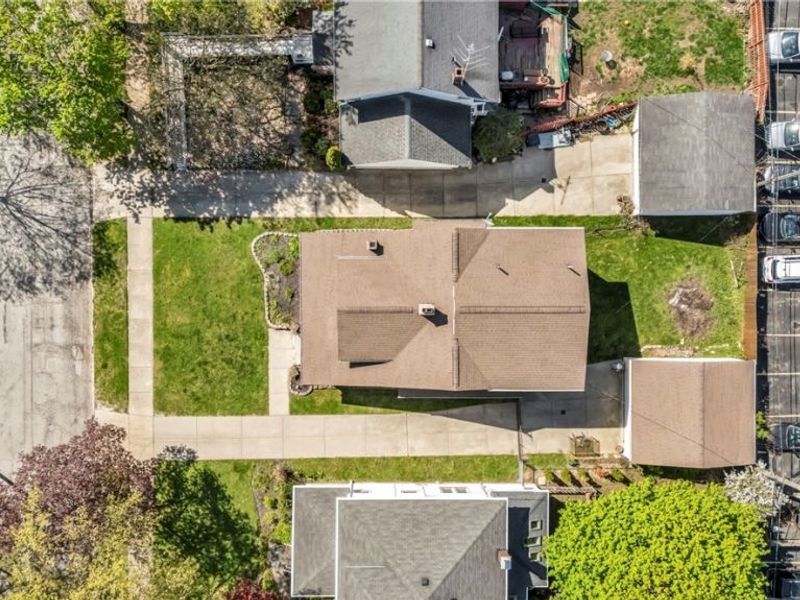 4762 S Hills Drive, Cleveland, OH 44109 Photo 29