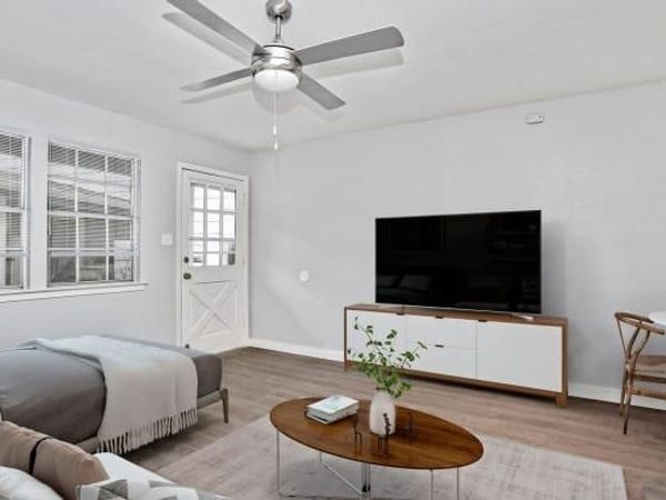6811 Great Northern BLVD, Unit F, Austin, TX 78757