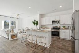 8016 Triggerfish Way photo 4