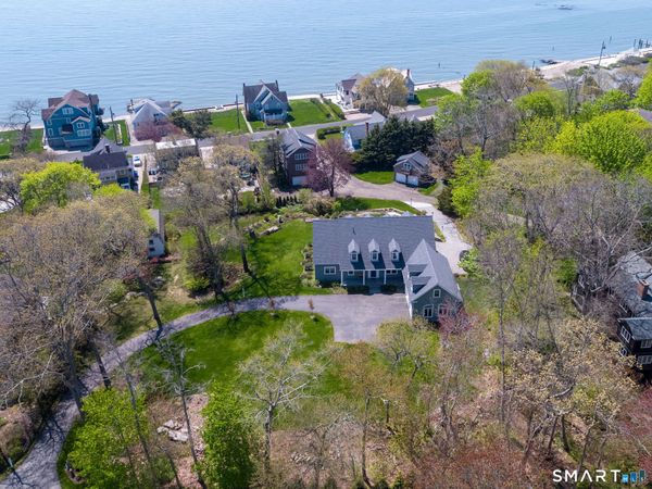 81A Middle Beach, Madison, CT 06443