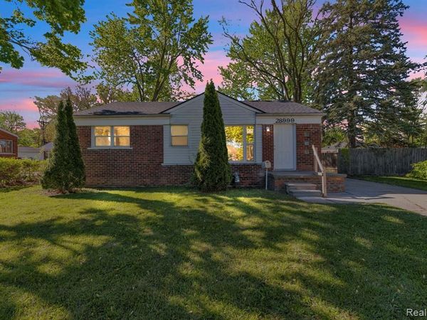 28999 Beechnut Street, Inkster, MI 48141