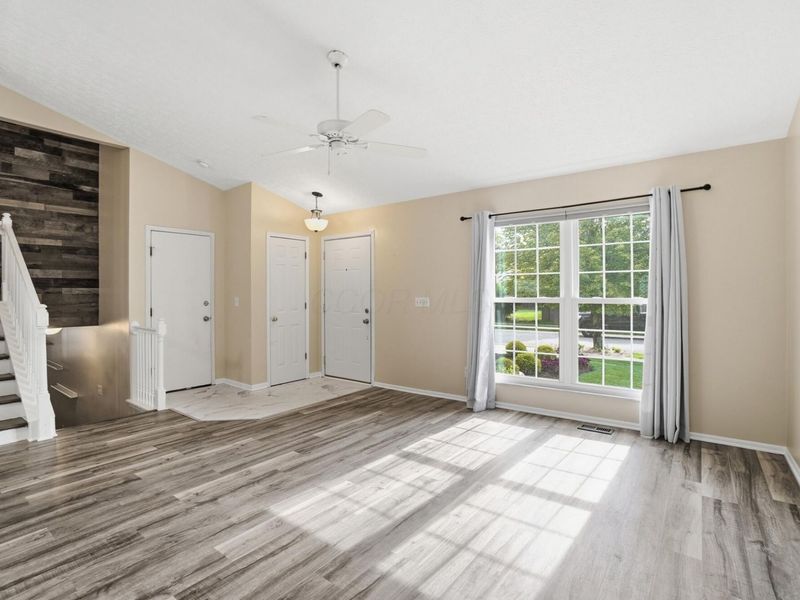 421 Bricktone Drive, Blacklick, OH 43004 Photo 4