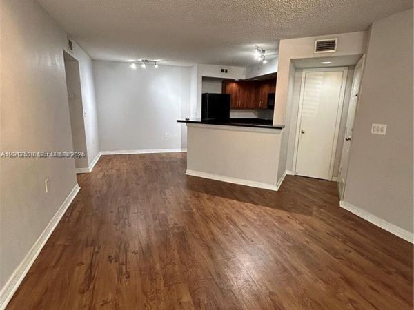 701 Vista Isles Dr , Unit 1614, Sunrise, FL 33325