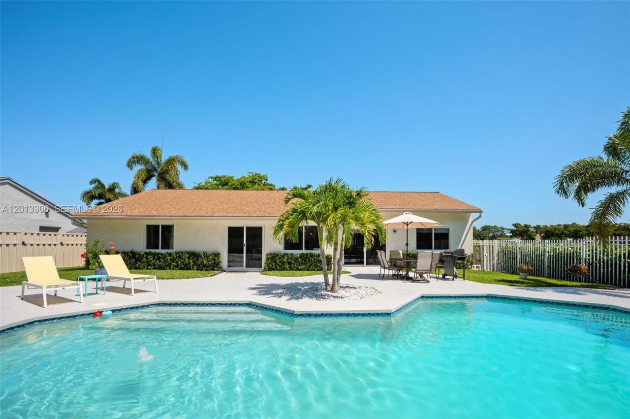 13750 Green Cove Pl , Davie, FL 33325 Photo