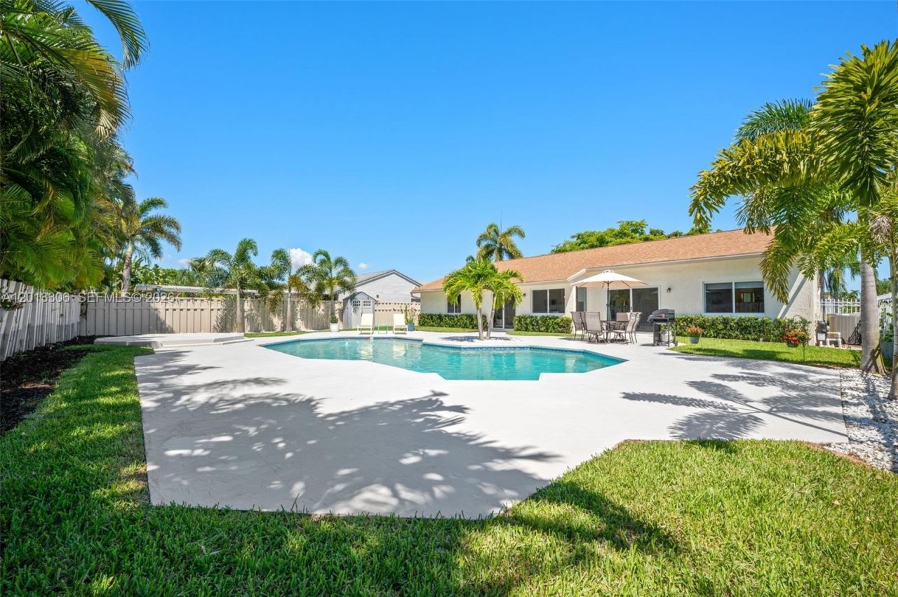 13750 Green Cove Pl , Davie, FL 33325 Photo