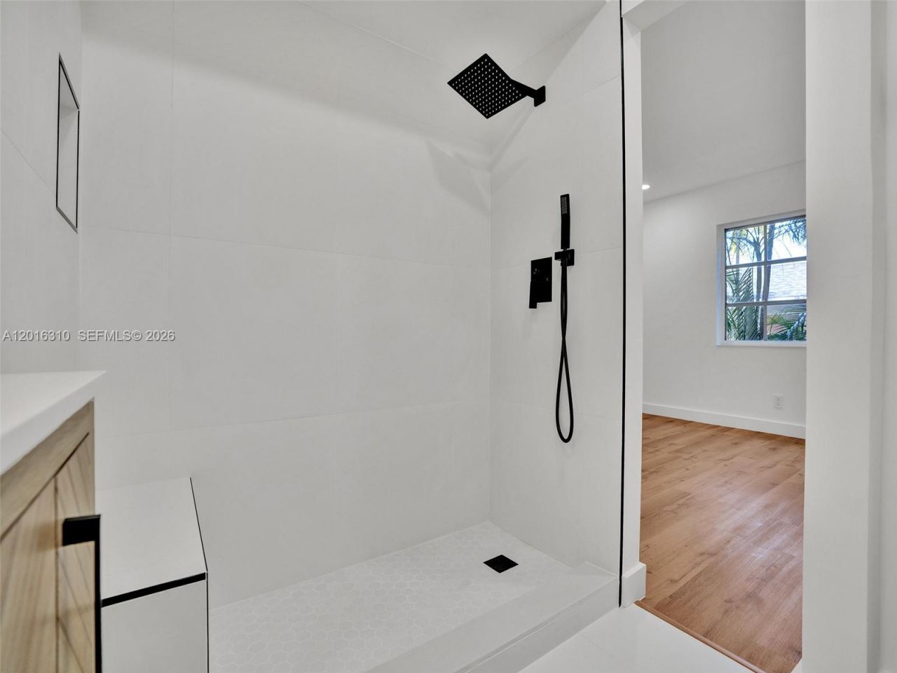 2426 SE 17th St , Unit 204A, Fort Lauderdale, FL 33316 Photo