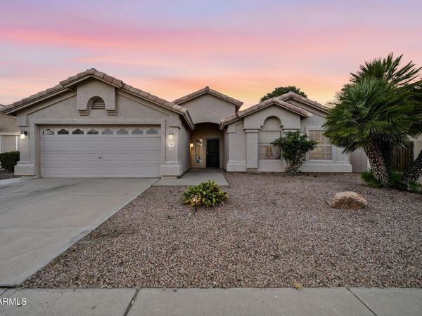 780 S PINEVIEW Drive, Chandler, AZ 85226