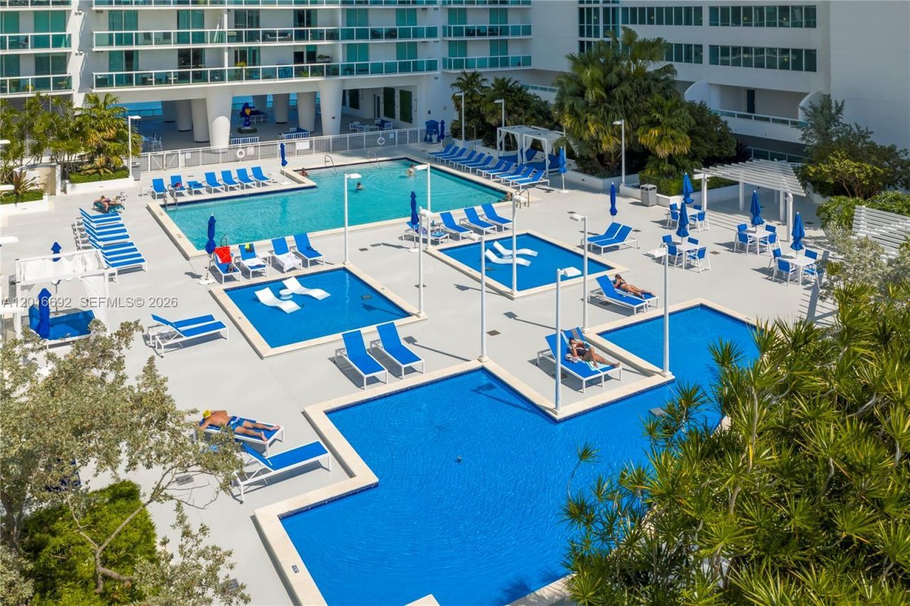 1800 N Bayshore Dr, Unit 2111, Miami, FL 33132 Photo