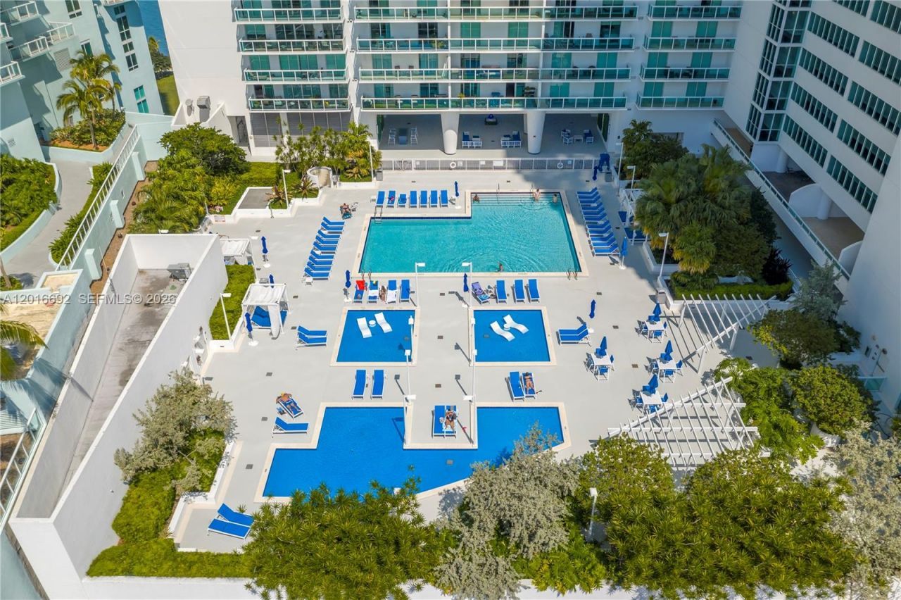 1800 N Bayshore Dr, Unit 2111, Miami, FL 33132 Photo