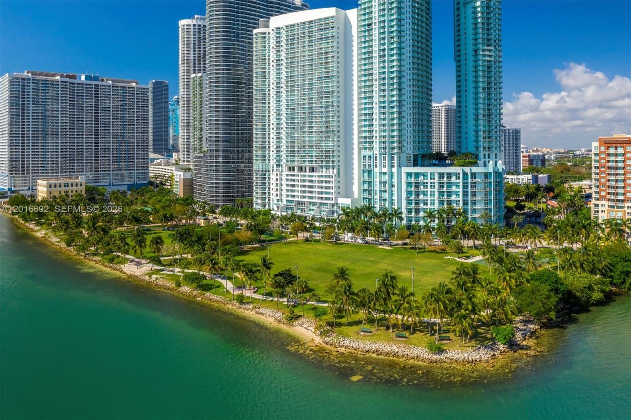 1800 N Bayshore Dr, Unit 2111, Miami, FL 33132 Photo