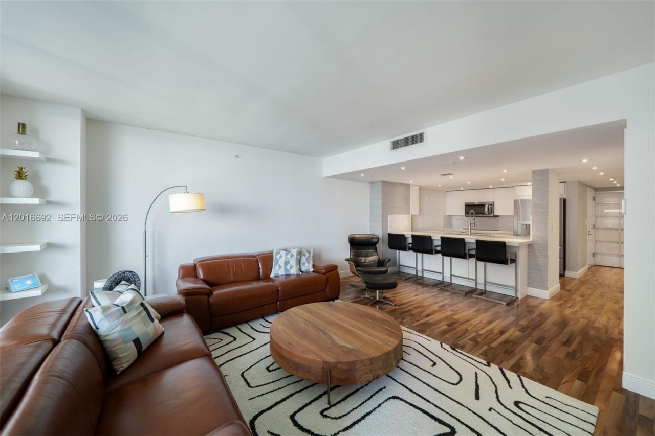 1800 N Bayshore Dr, Unit 2111, Miami, FL 33132 Photo