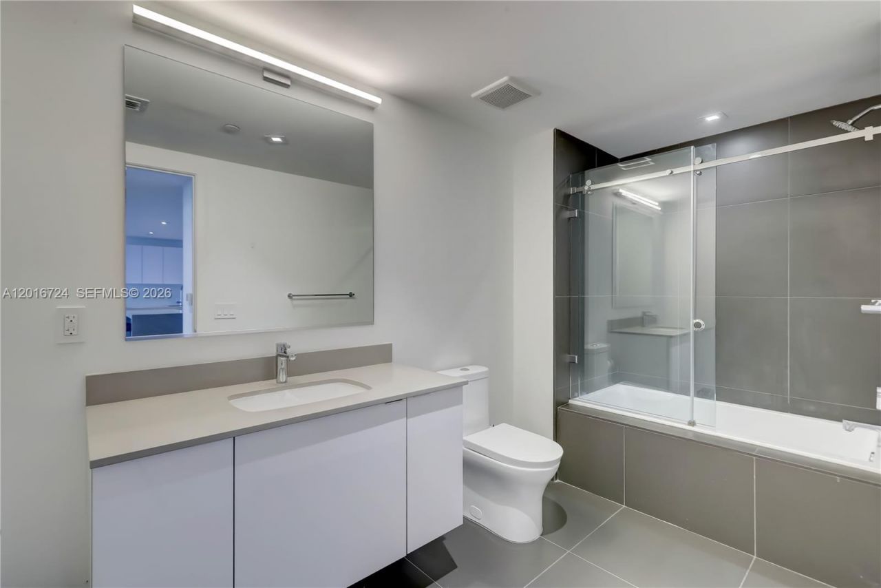 1600 NE 1st Ave , Unit 1918, Miami, FL 33132 Photo