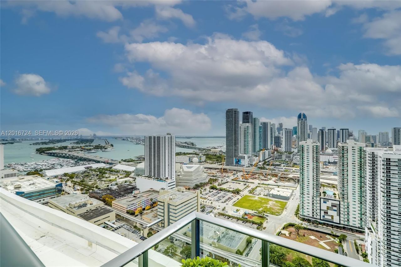 1600 NE 1st Ave , Unit 1918, Miami, FL 33132 Photo