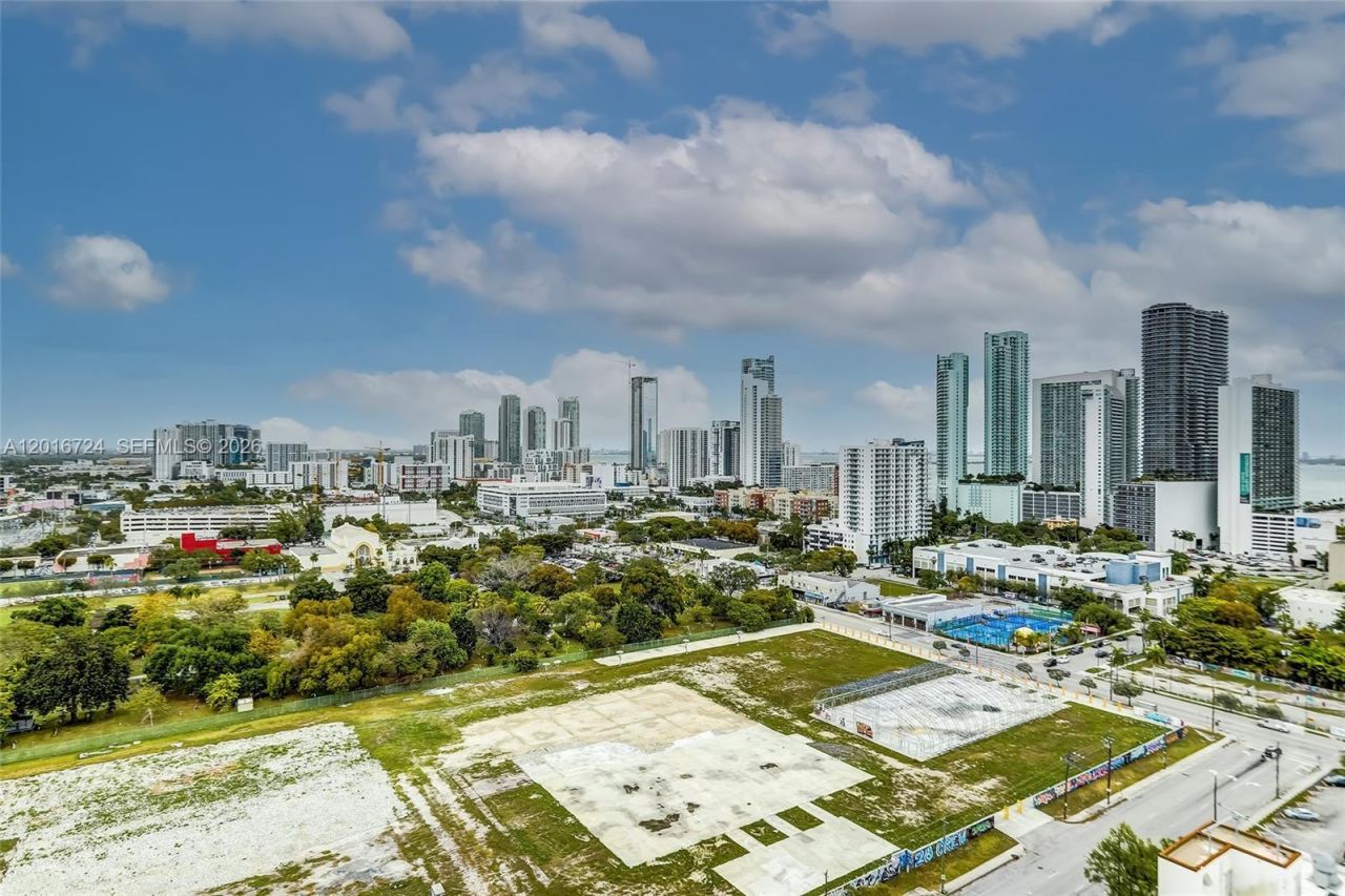 1600 NE 1st Ave , Unit 1918, Miami, FL 33132 Photo