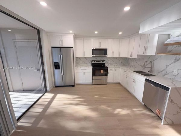 8420 SW 133rd Ave Rd , Unit 219-2, Miami, FL 33183