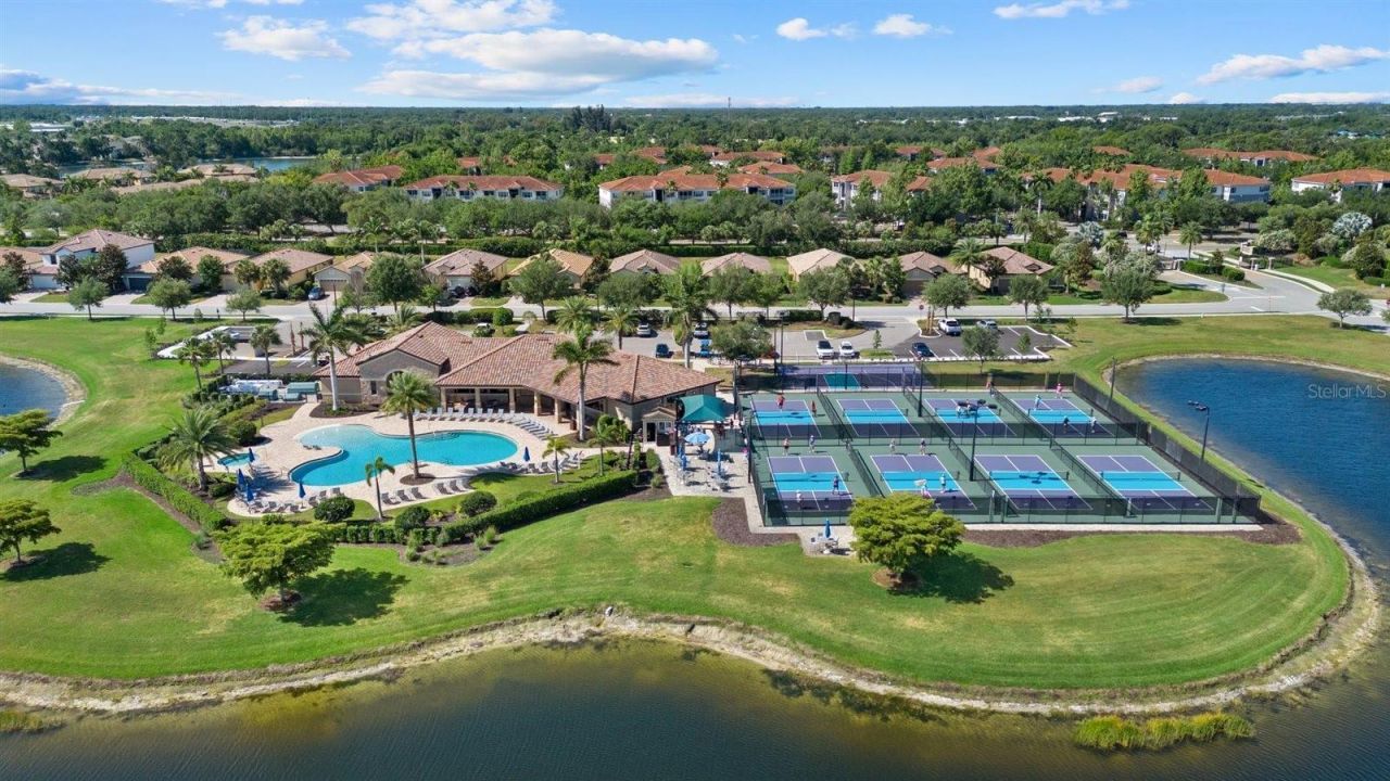 6860 Wild Lake Terrace, Bradenton, FL 34212 Photo