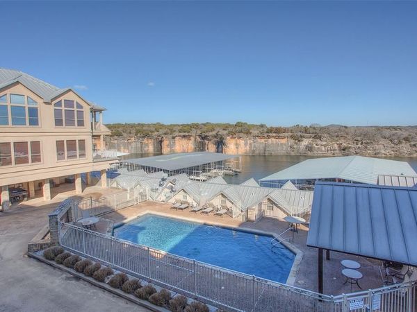 3006 Upcreek Alley, Unit 14, Strawn, TX 76457