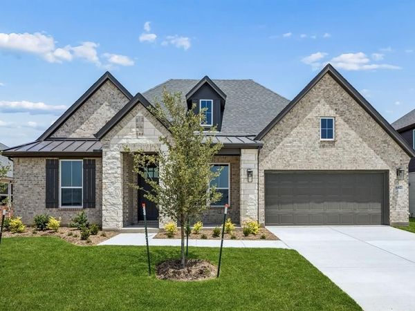 667 Pistachio Parkway, Forney, TX 75126