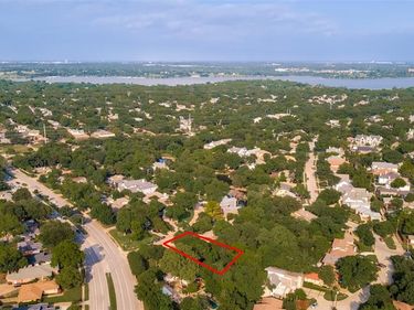 6606 Yosemite Lane, Dallas, TX 75214