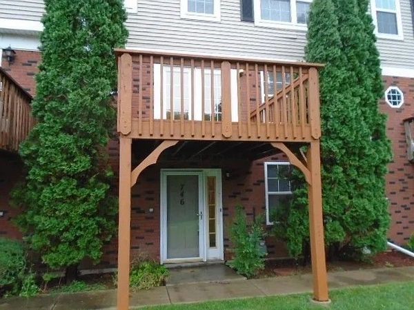 746 TIFFANY Court, Unit 746, Antioch, IL 60002