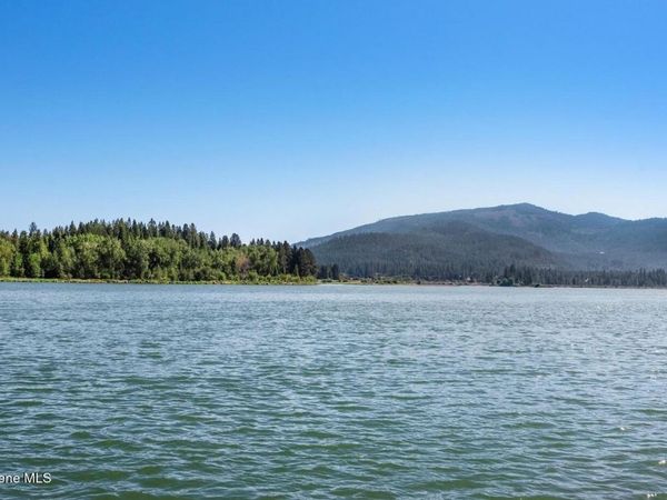 17768 Dufort RD , Priest River, ID 83856