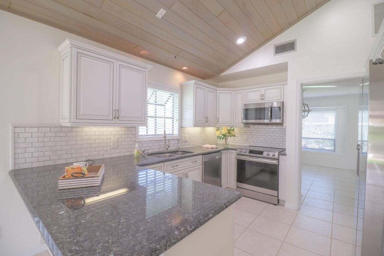 1694 SW Boatswain Place, Palm City, FL 34990 Photo
