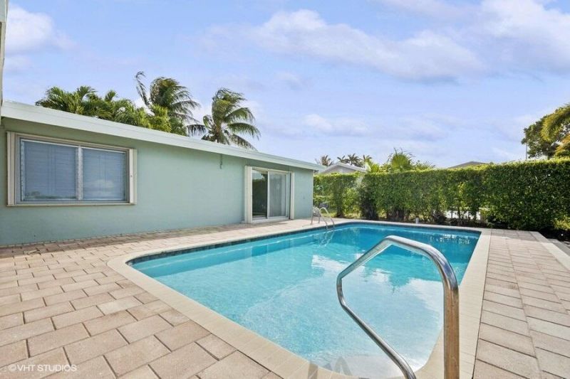 2433 NE 24th Street, Lighthouse Point, FL 33064 Photo