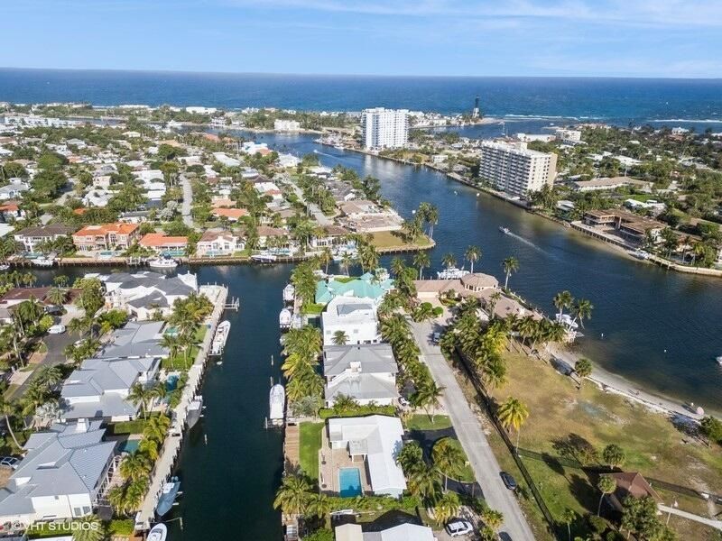 2433 NE 24th Street, Lighthouse Point, FL 33064 Photo