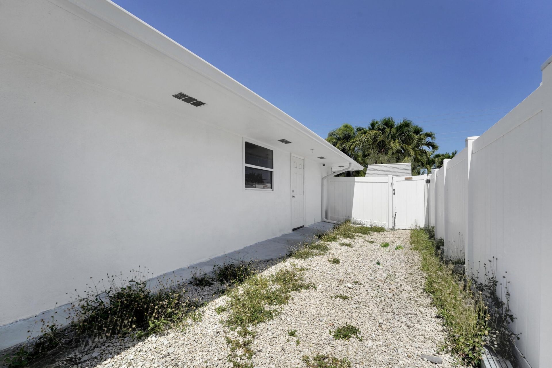 600 NW 12th Avenue, Boca Raton, FL 33486 Photo