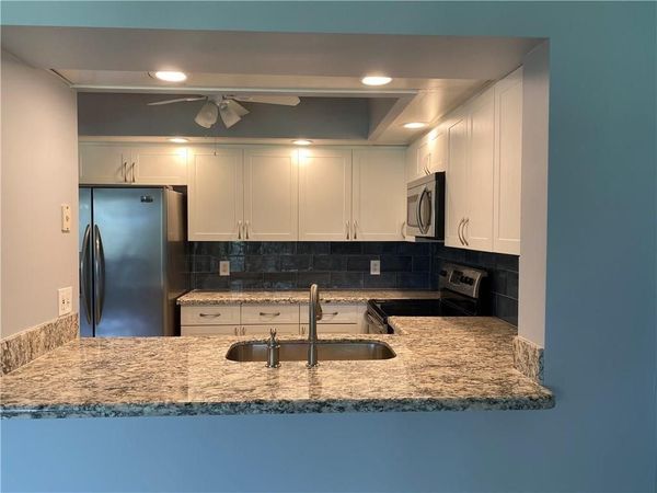 1110 SW 125th Avenue, Unit 314m, Pembroke Pines, FL 33027
