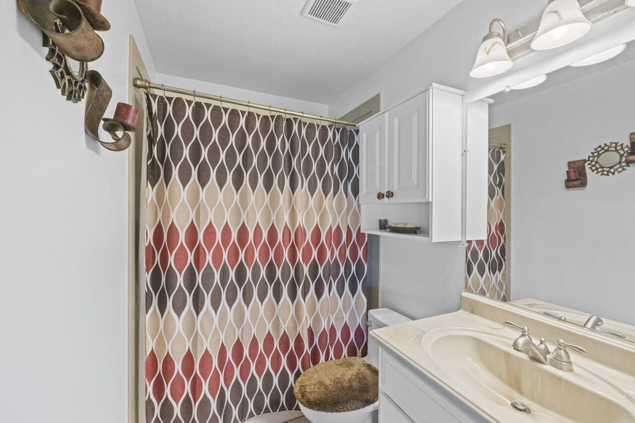 686 SW Hoffenberg Avenue, Port Saint Lucie, FL 34953 Photo