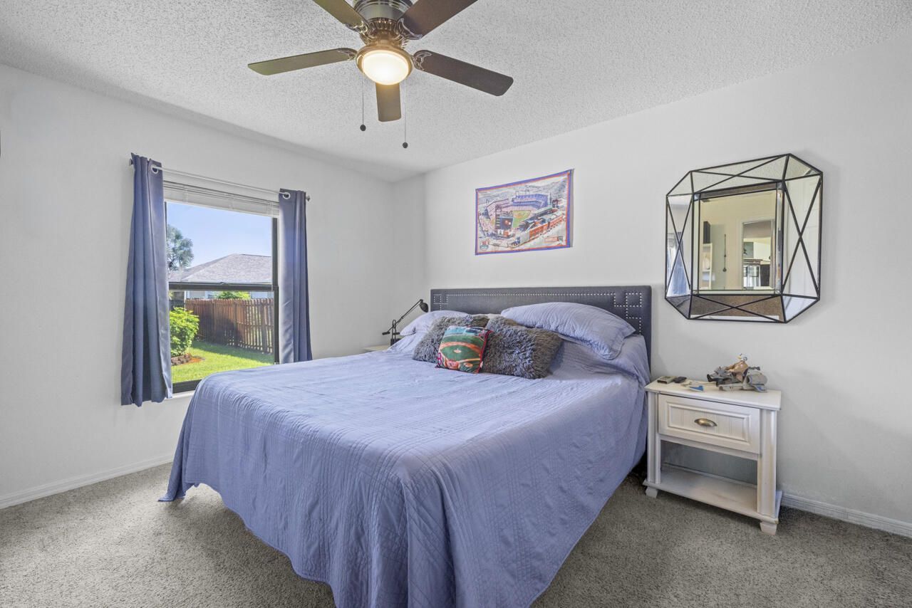 686 SW Hoffenberg Avenue, Port Saint Lucie, FL 34953 Photo
