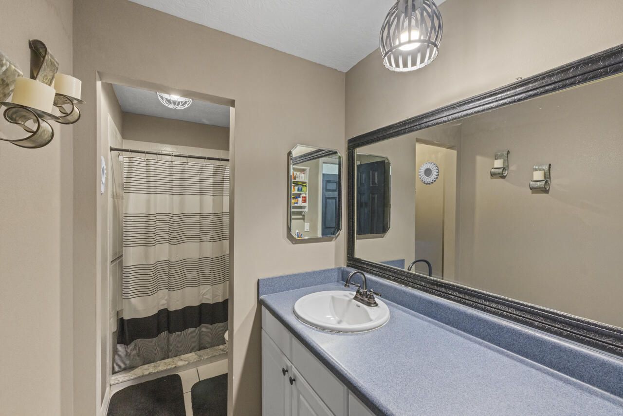 686 SW Hoffenberg Avenue, Port Saint Lucie, FL 34953 Photo