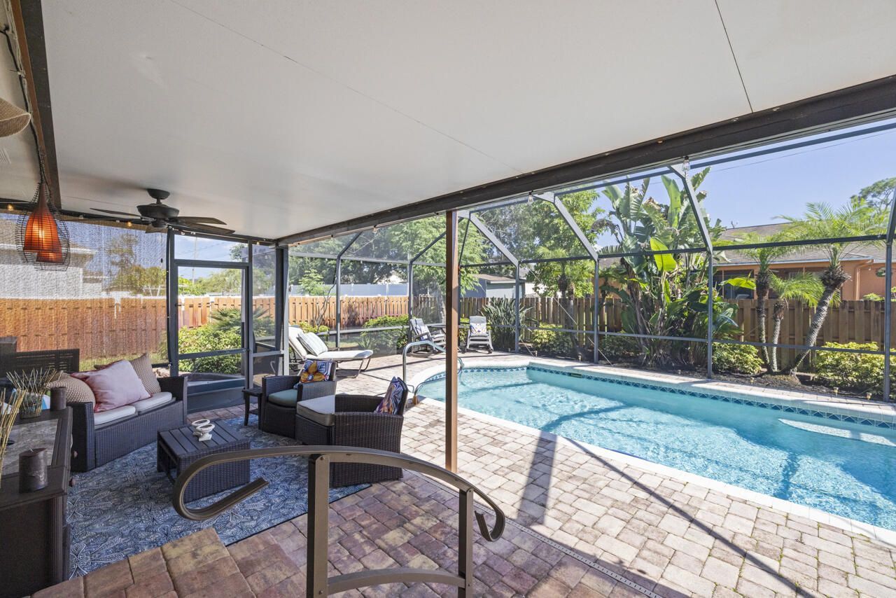 686 SW Hoffenberg Avenue, Port Saint Lucie, FL 34953 Photo