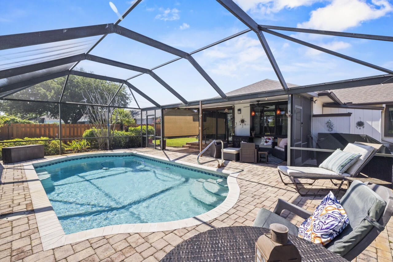 686 SW Hoffenberg Avenue, Port Saint Lucie, FL 34953 Photo