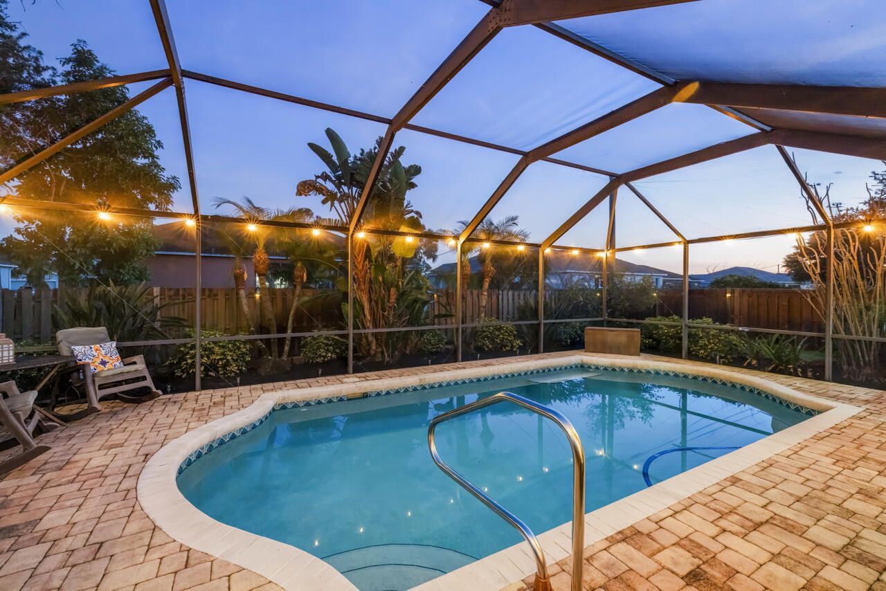 686 SW Hoffenberg Avenue, Port Saint Lucie, FL 34953 Photo