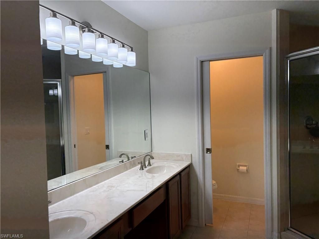 2448 Laurentina Ln, Cape Coral, FL 33909 Photo