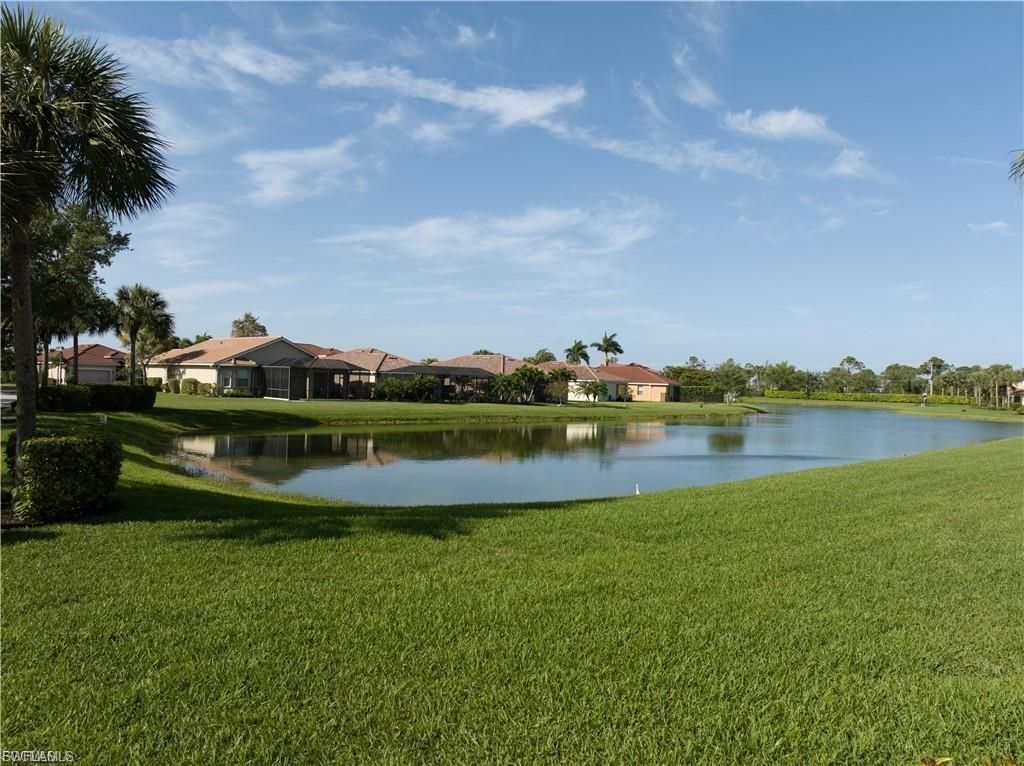 2448 Laurentina Ln, Cape Coral, FL 33909 Photo
