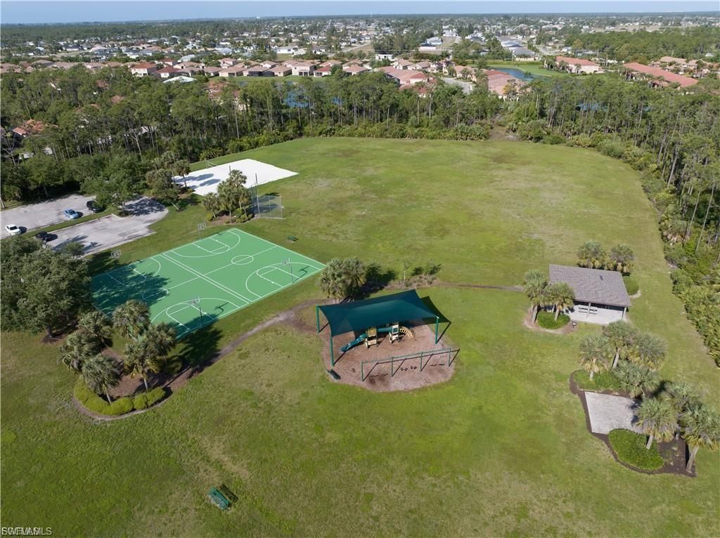 2448 Laurentina Ln, Cape Coral, FL 33909 Photo