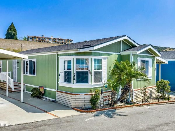 11401 Topanga Canyon Boulevard, Unit 8, Chatsworth, CA 91311