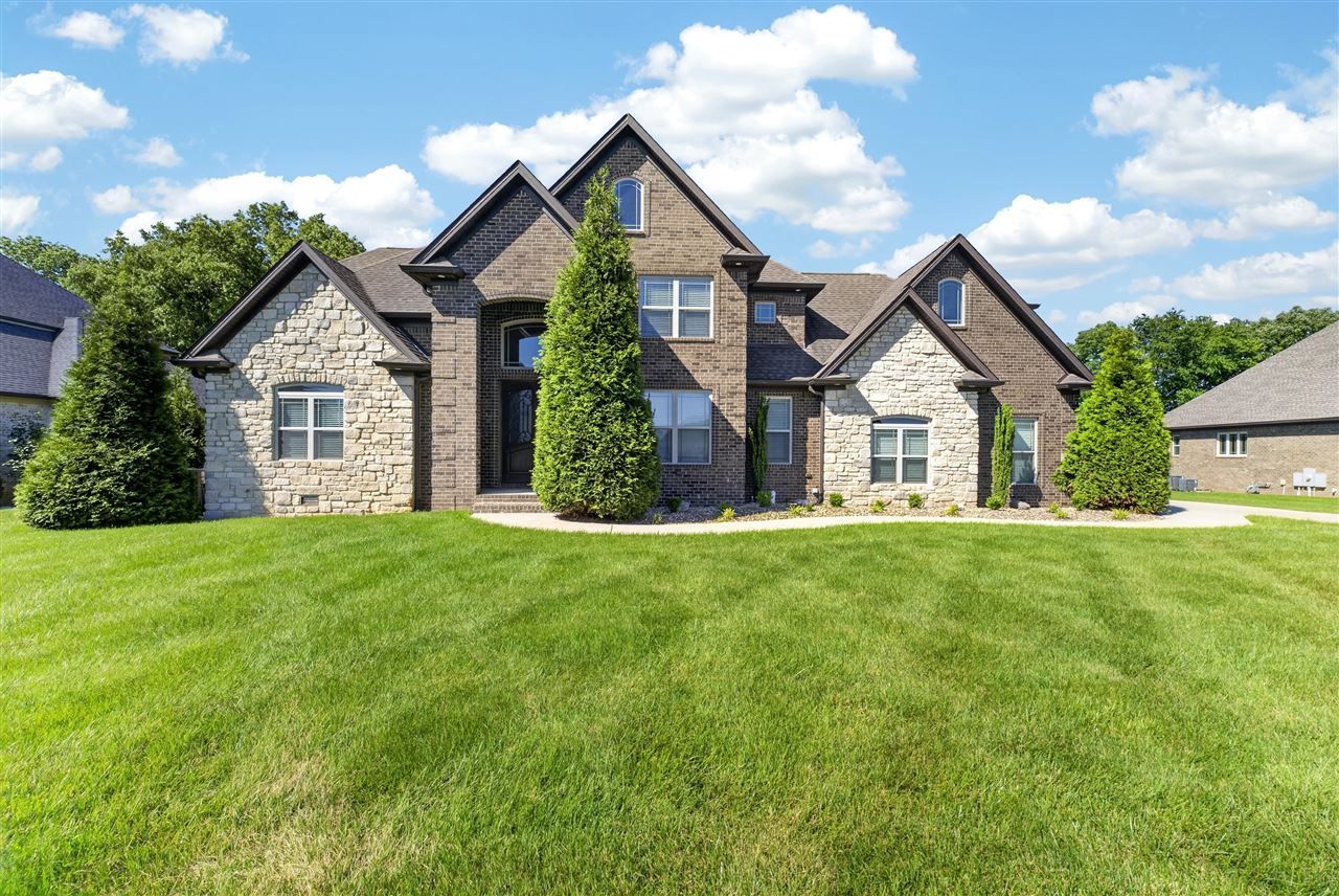835 Mt Rainier Drive, Bowling Green, KY 42104 Main Photo