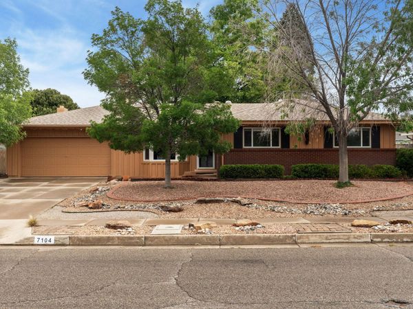 7104 Gladden Avenue NE, Albuquerque, NM 87110