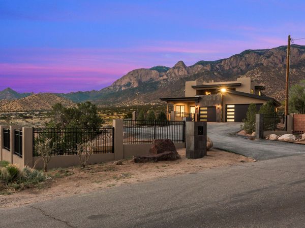12055 Elena Drive NE, Albuquerque, NM 87122
