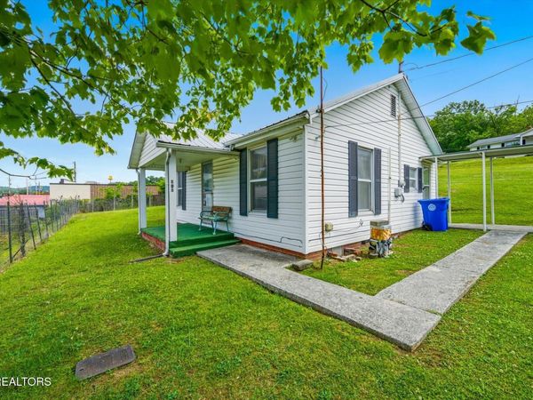101 Dowlen Lane, Rocky Top, TN 37769