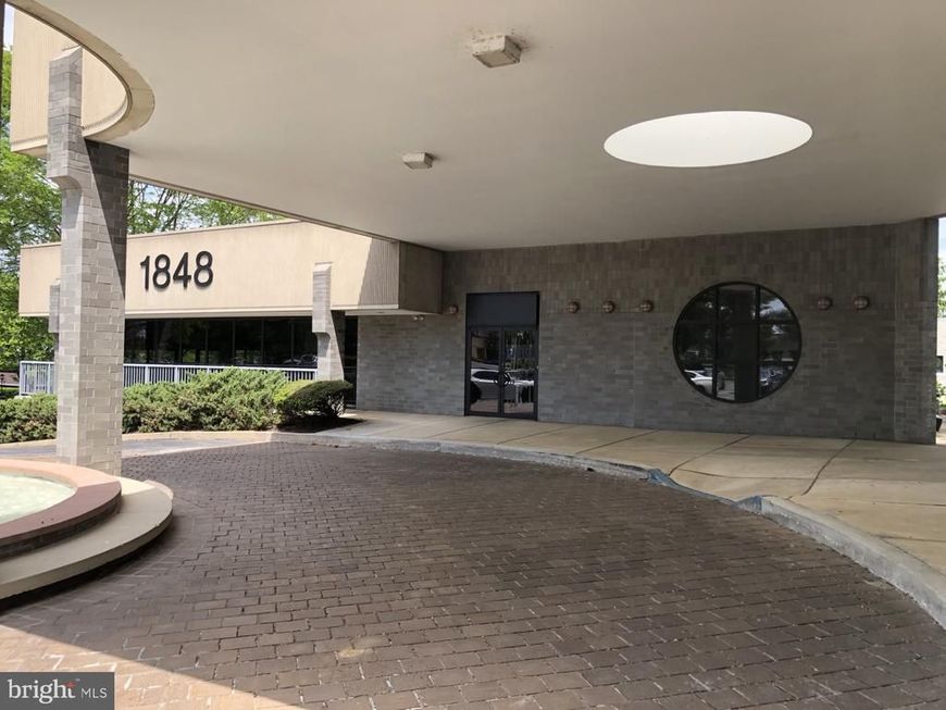 1848 Charter Lane, Unit 214, Lancaster, PA 17601 Main Photo
