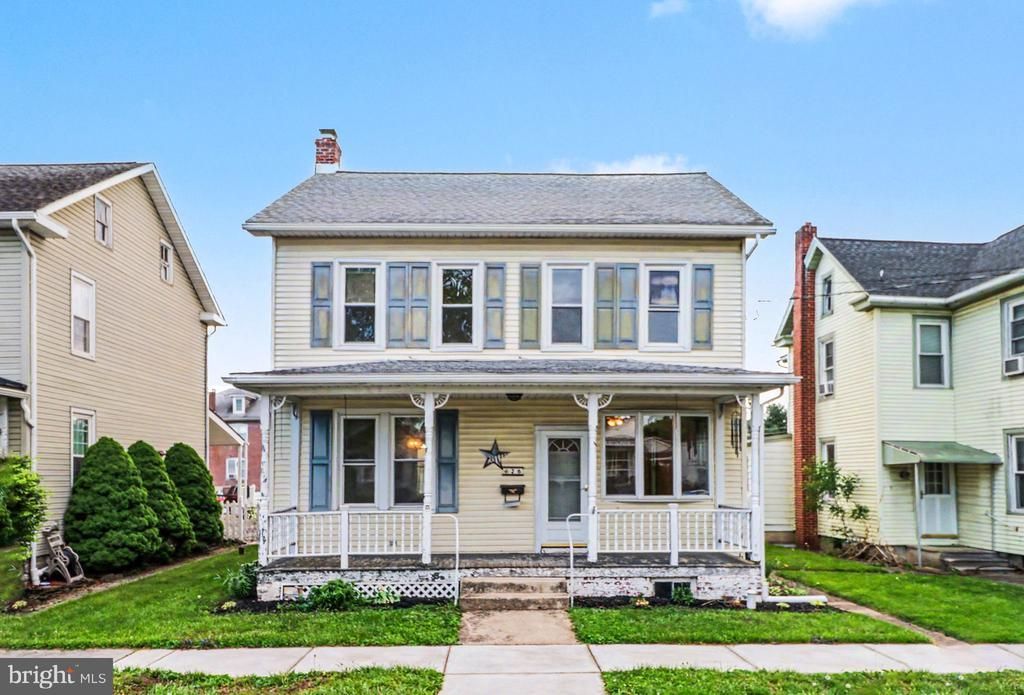 26 N LINCOLN STREET , CLEONA, PA 17042